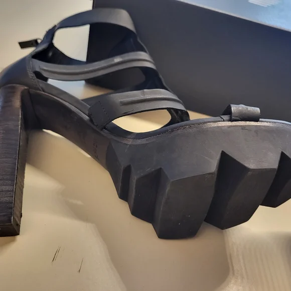 VIC MATIE Leather High Heeled Grip Fast Sole Platform Sandals Shoes - Sz EU 39 - Picture 8 of 16